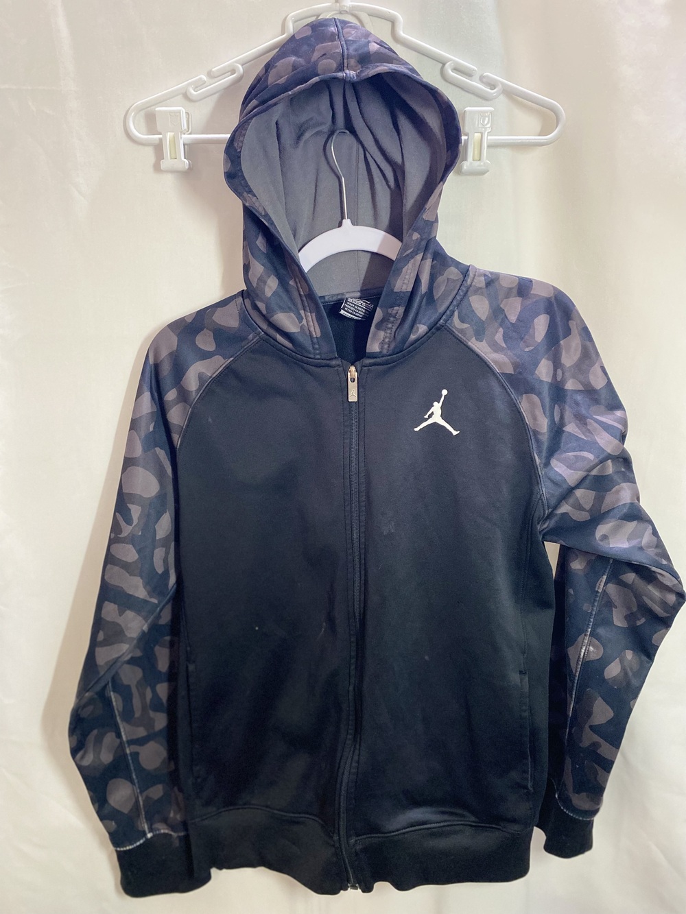 Jordan Therma-Fit Boys Full Zip Hoodie Black Grey Camo Jacket Sz XL 13-15 Years